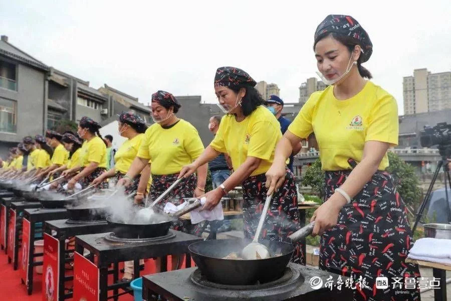 枣庄第六届“枣城置业·东湖龙城杯”辣子鸡美食文化节开幕(图10)