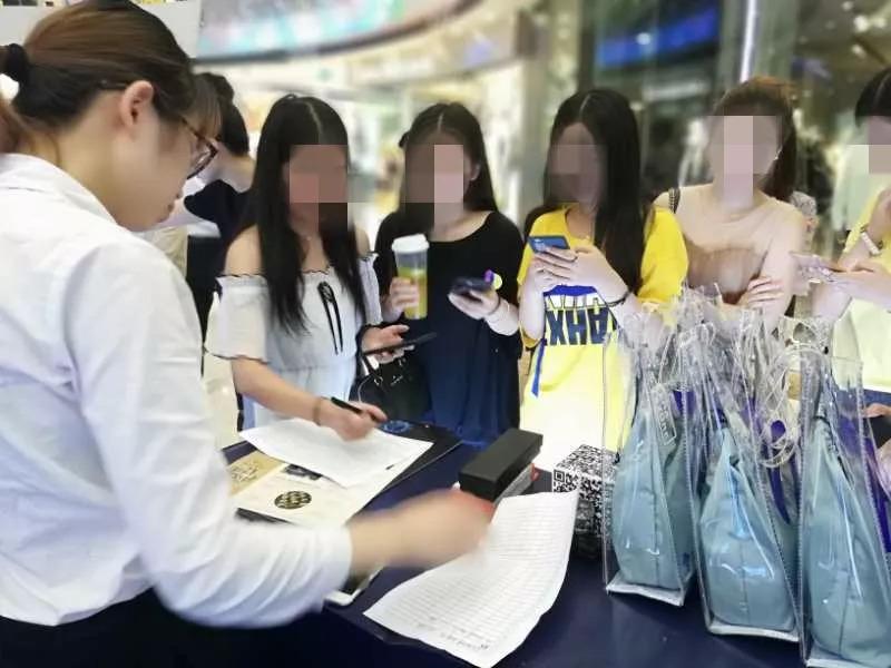 仅30㎡，这个地产界的“非主流展”如何成了“网红”？(图12)